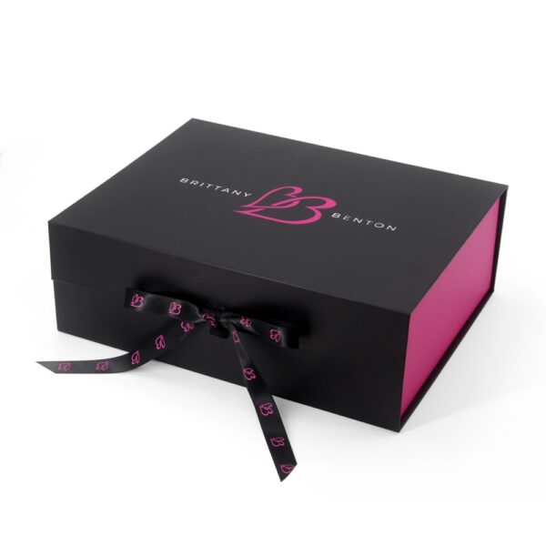 Logo Printed Collapsible Apparel Box with Ribbon Closure Logo Printed Collapsible Apparel Box with Ribbon Closure