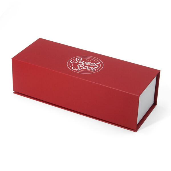 Magnetic Candy Gift Box with Removable Paperboard Insert Magnetic Candy Gift Box with Removable Paperboard Insert