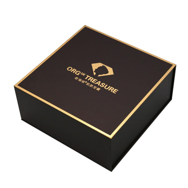 Black Foil Stamped Magnetic Rigid Presentation Gift Box Black Foil Stamped Magnetic Rigid Presentation Gift Box