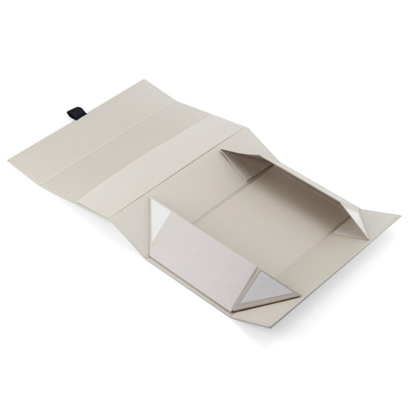 Collapsible Magnetic Jewelry Presentation Box with Insert Collapsible Magnetic Jewelry Presentation Box with Insert