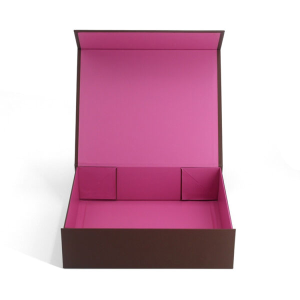 Magnetic Handbag Gift Box with Foil Logo and Pink Lining Magnetic Handbag Gift Box with Foil Logo and Pink Lining