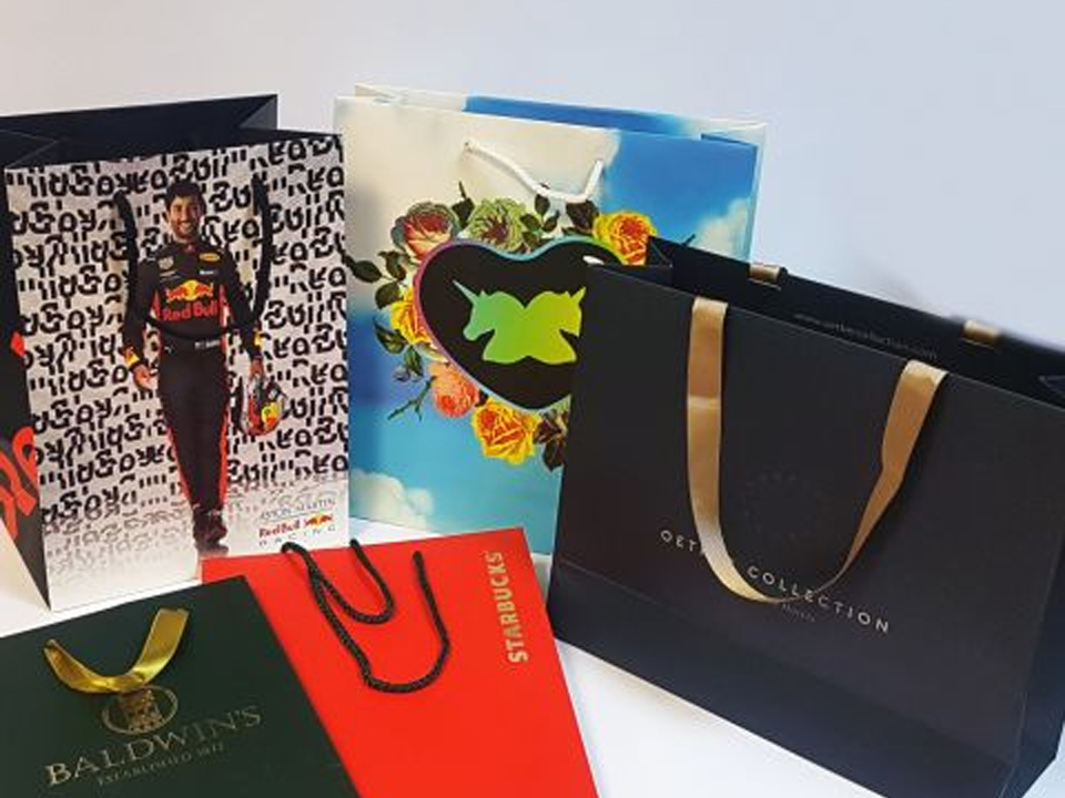 Muster für Geschenktüten aus Papier