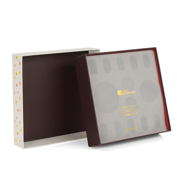 Two-Piece Macaron Gift Box with Custom Molded Plastic Insert Two-Piece Macaron Gift Box with Custom Molded Plastic Insert